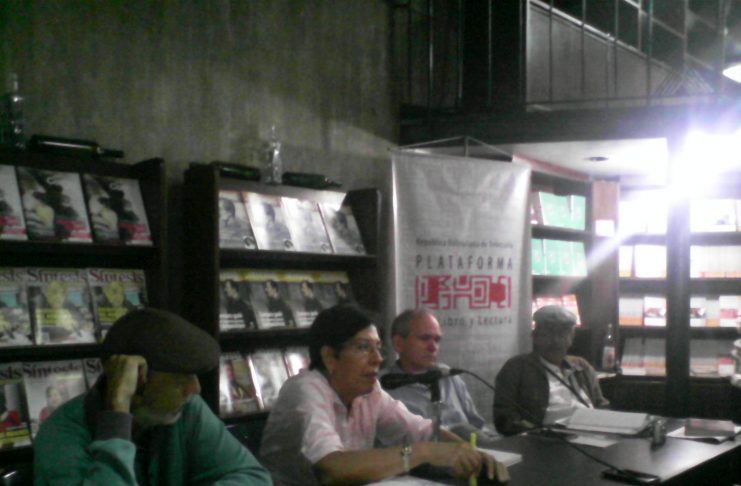 Desde la Librería del sur «Aquiles Nazoa» se elevaron propuestas para resistir las agresiones económicas