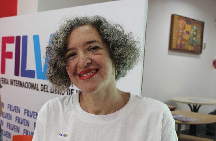 La docente Katia Briceño presentó «La pedagogía de la sensibilidad» en la Librería del Sur Orlando Araujo