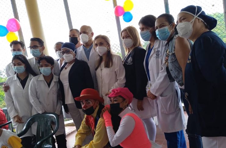 Ministerio de Cultura regaló sonrisas a niños y niñas del Hospital Universitario de Caracas