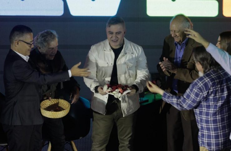 Libro «Hoguera de una adolescencia intemporal» de Tarek William Saab fue presentado en la 18° FILVEN