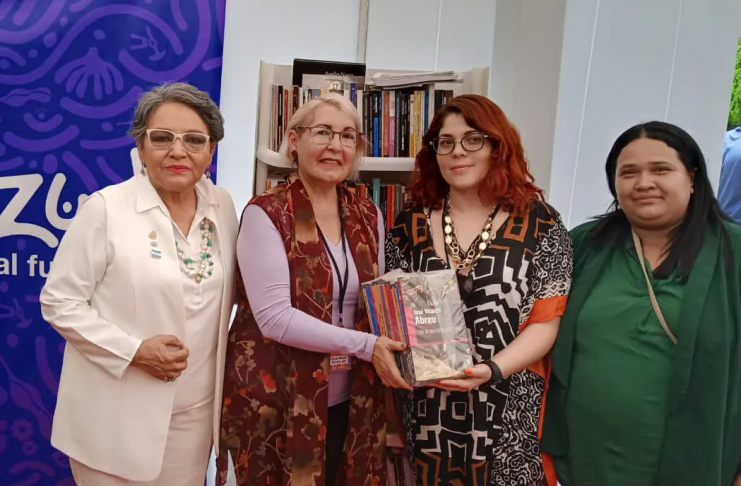 Venezuela se despide de FIL Honduras 2023 con donación de libros a Biblioteca Nacional de Tegucigalpa