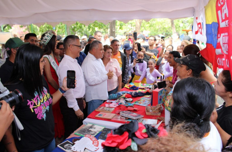 Inaugurada la 19.ª FILVEN Lara