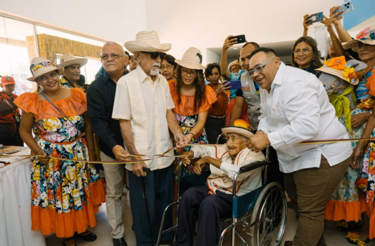 Inaugurada la 19.ª FILVEN Nueva Esparta en La Asunción y Juan Griego