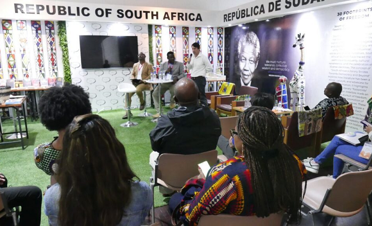 Melvin Ndulumina Kaabwe: “Los libros tienen la capacidad de empoderar o desempoderar”